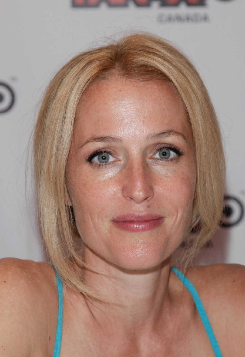 Gillian Anderson 322